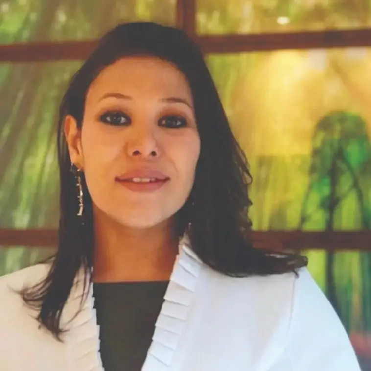 ana paula 758x1024.jpeg